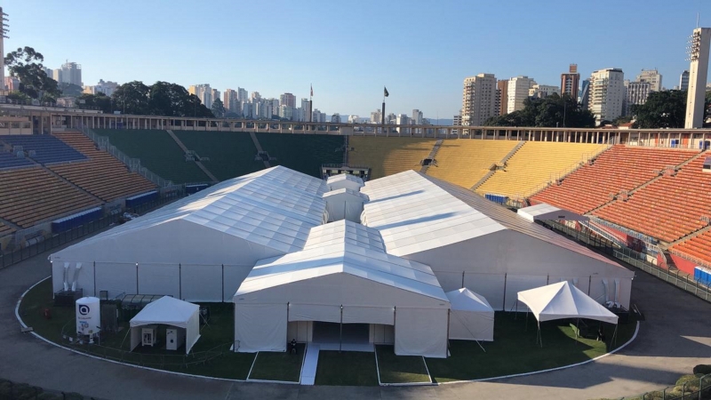 Hospital de Campanha no Estádio do Pacaembu, em São Paulo, tem capacidade para 200 leitos 