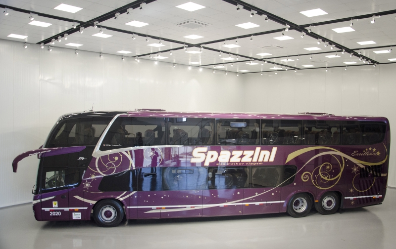Primeira entrega foi de um ônibus Paradiso, de 43 lugares, para a Transportes Spazzini, de Erechim
