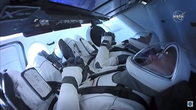 Astronautas ficarão no local de um a quatro meses