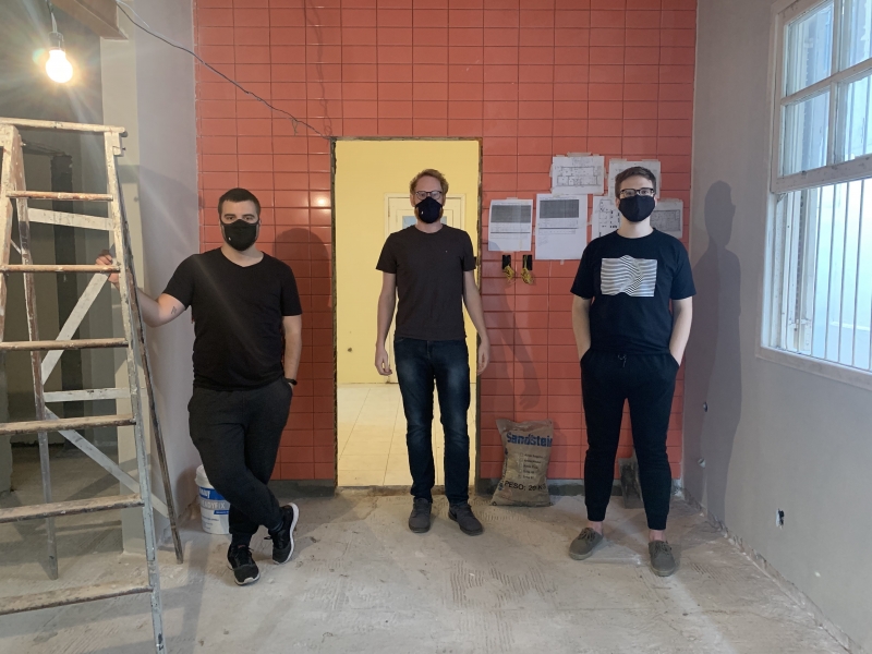 Estabelecimento será administrado por Vinícius, André e Giulio Foto: ARQUIVOPESSOAL/DIVULGAÇÃO/JC