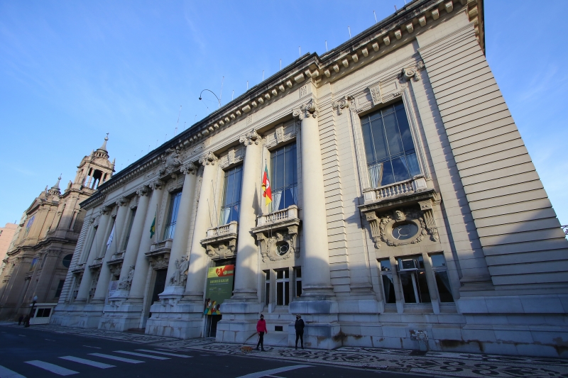 Decisão é motivada pelo não-fechamento de posição pela bancada emedebista