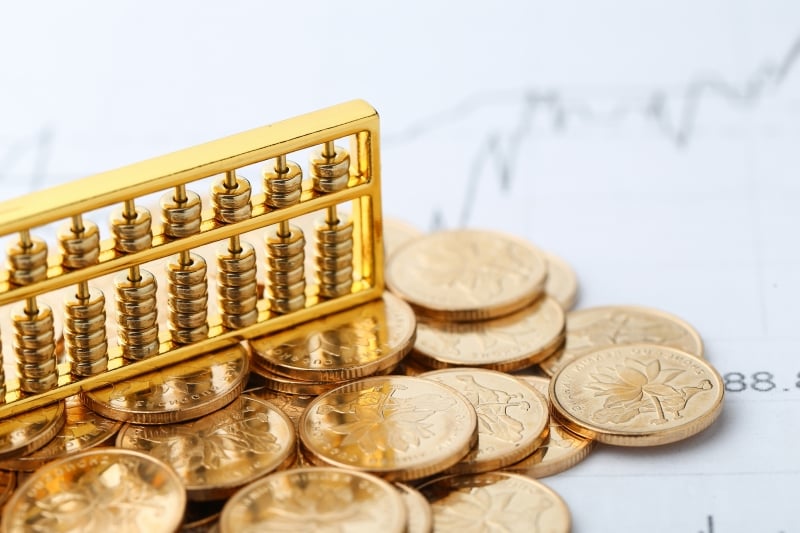 Na Comex, o ouro para dezembro encerrou a sessão em baixa de 0,17%, a US$ 1.781,90 a onça-troy.