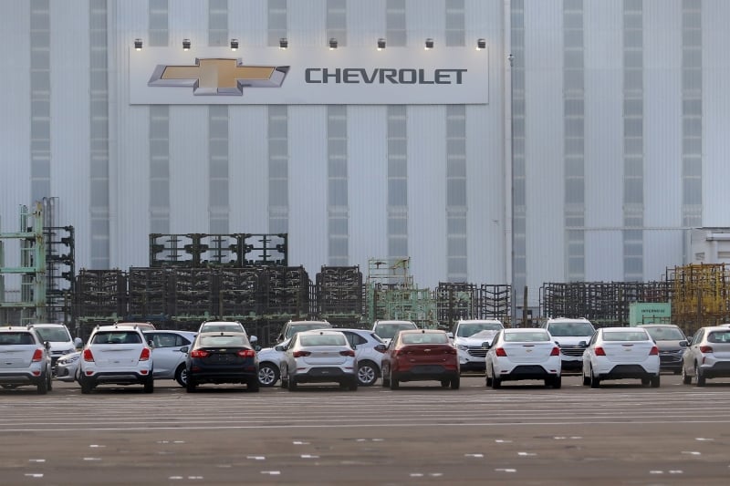 Fábrica voltou a produzir em junho em dois turnos, montando 53 unidades de Onix por hora