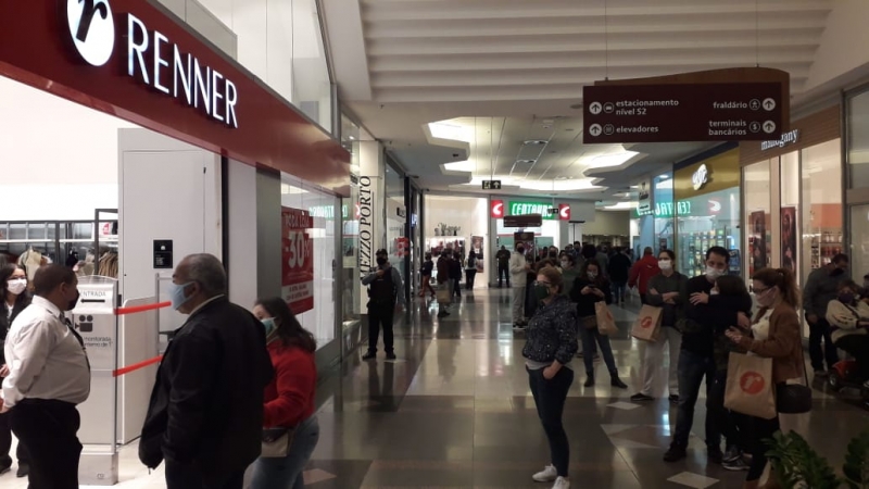Entre os shopping centers, o maior aumento no fluxo de pessoas foi registrado no Nordeste