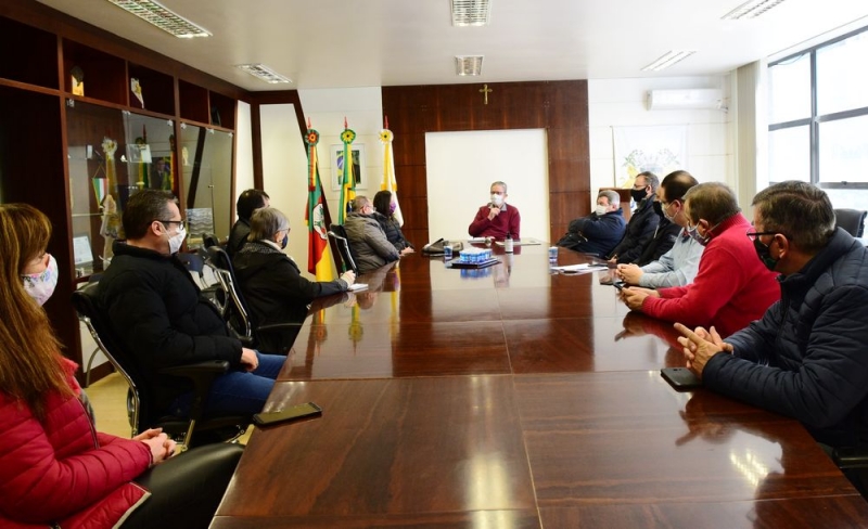Gabinete de Crise encaminhará ofício sugerindo mudanças e cobrando mais leitos