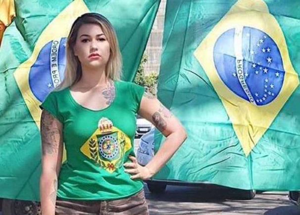 Sara Winter é líder do movimento '300 do Brasil'