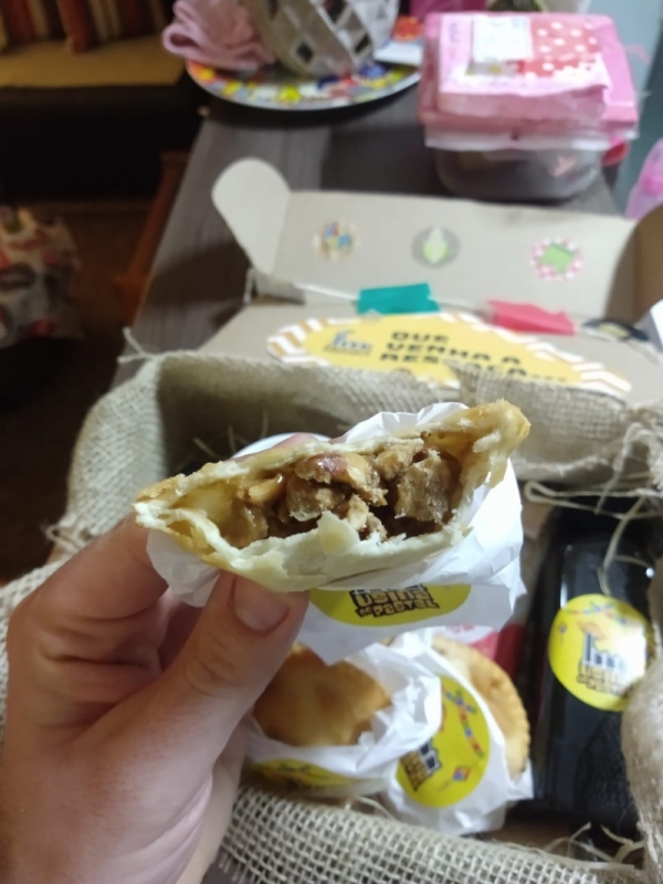 Pastel de p&eacute; de moleque da Usina do Pastel Foto: MAURO BELO SCHNEIDER/DIVULGA&Ccedil;&Atilde;O/JC