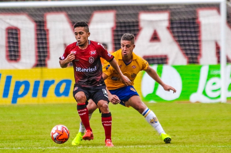 Último clássico Bra-Pel foi pelo estadual de 2021, ano em que o Áureo-Cerúleo foi rebaixado