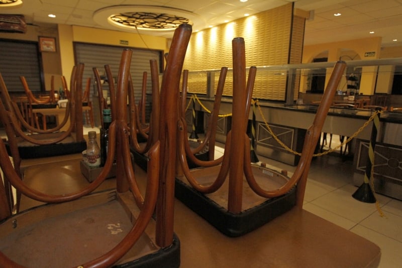 Setor criticou decisão da prefeitura de não permitir a abertura de bares e restaurantes 