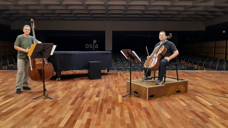 Walter Schinke (contrabaixo) e Rodrigo Alquati (violoncelo) interpretam Rossini e Barrièri