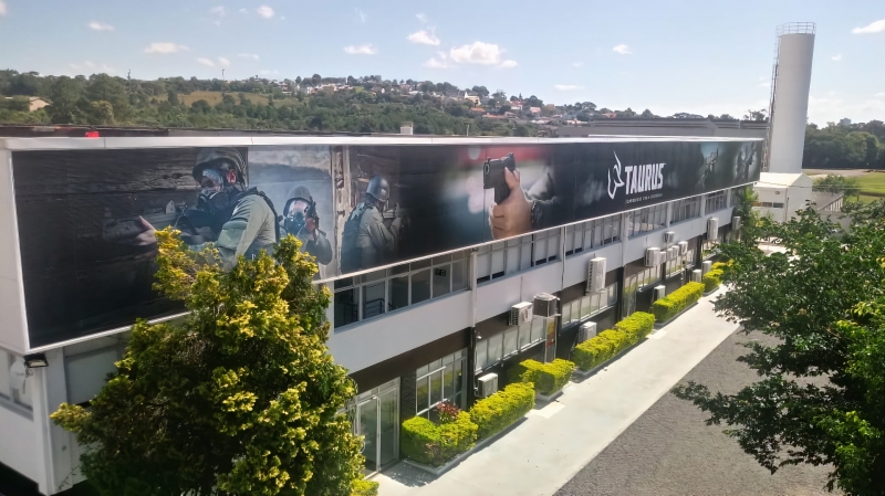 Taurus vai transferir principal linha de montagem de armas para os EUA após tarifas