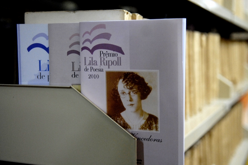 Assembleia Legislativa organizou Prêmio Lila Ripoll de Poesia em 2005 para marcar centenário da poeta
