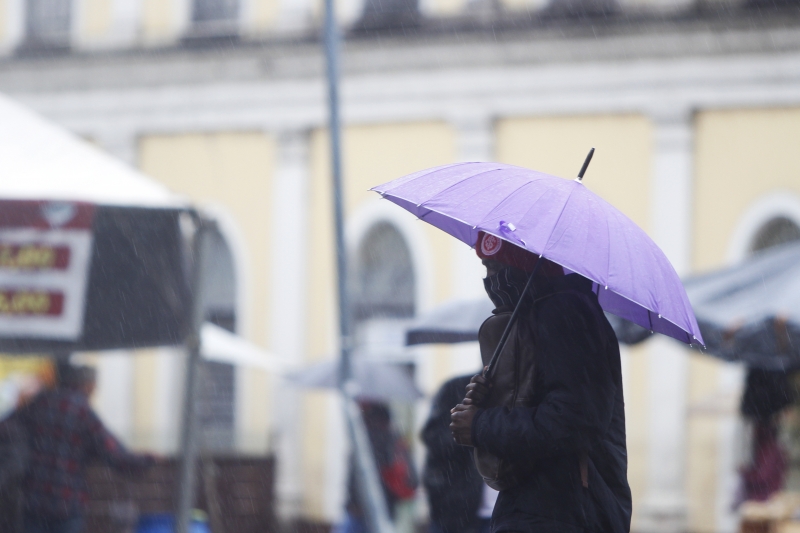 Velocidade dos ventos deve variar entre 60 e 100km/h no território gaúcho
