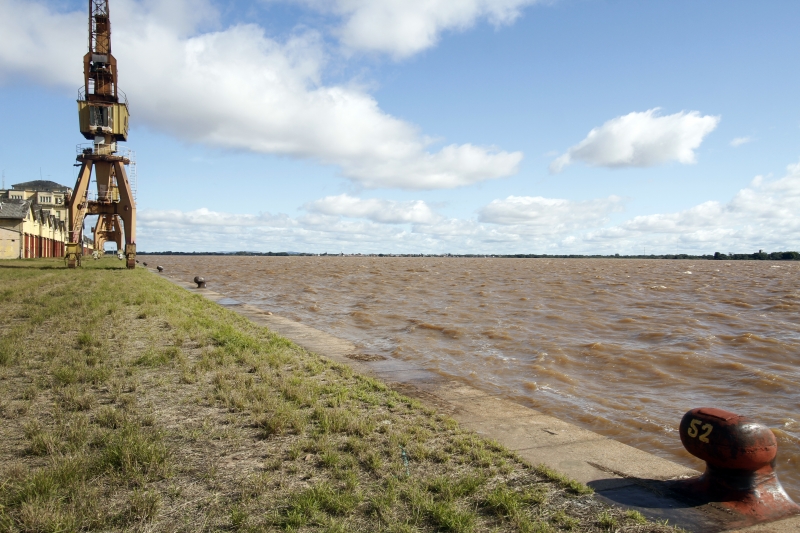 Em Porto Alegre, a cheia do Lago Guaíba já causa transtornos após nível passar de 2,50 metros