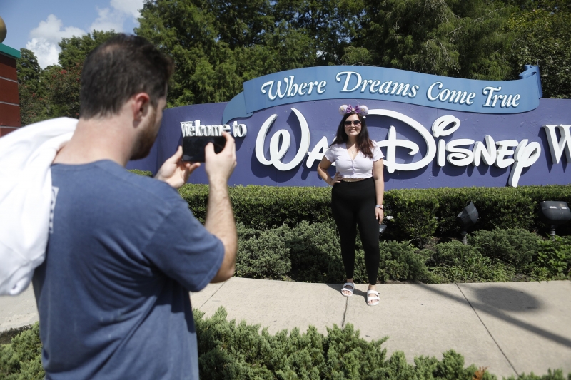 Apesar do cenário, a Disney levou adiante seus planos e reabriu seu parque em Orlando