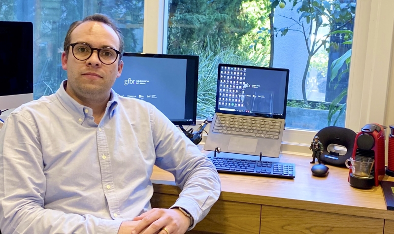 {'nm_midia_inter_thumb1':'https://www.jornaldocomercio.com/_midias/jpg/2020/07/15/206x137/1_tributos_reforma_governo_leite_jornal_do_comercio-9096688.jpg', 'id_midia_tipo':'2', 'id_tetag_galer':'', 'id_midia':'5f0f7ae929743', 'cd_midia':9096688, 'ds_midia_link': 'https://www.jornaldocomercio.com/_midias/jpg/2020/07/15/tributos_reforma_governo_leite_jornal_do_comercio-9096688.jpg', 'ds_midia': 'Tributos - reforma tributária no Rio Grande do Sul - análise Luis Alberto Buss Wulff Junior, presidente do Tax Group - impactos para empresas - contabilidade', 'ds_midia_credi': 'LUÍS WULFF/ARQUIVO PESSOAL/GFBR/DIVULGAÇÃO/JC', 'ds_midia_titlo': 'Tributos - reforma tributária no Rio Grande do Sul - análise Luis Alberto Buss Wulff Junior, presidente do Tax Group - impactos para empresas - contabilidade', 'cd_tetag': '1', 'cd_midia_w': '800', 'cd_midia_h': '475', 'align': 'Left'}