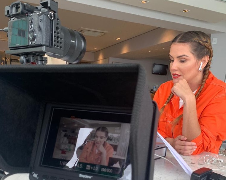 Deborah Secco e convidadas debatem questões sobre a sexualidade da mulher