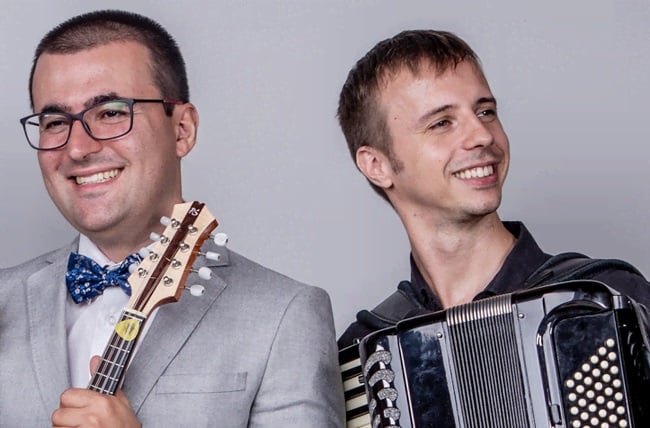 No sábado (25), dupla interpreta temas instrumentais de seus discos a convite do Instituto Ling