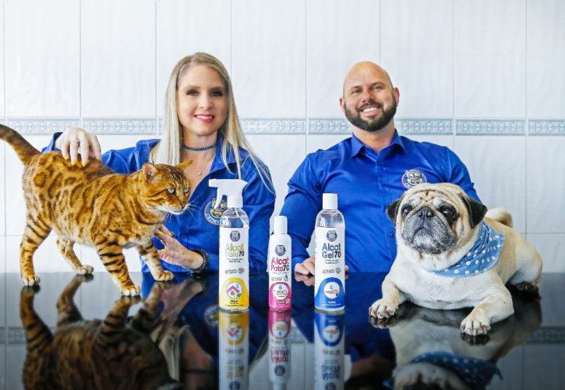 Agnes Cristina e Diogo Petri, da CatMyPet Foto: PAULOSERGIOLIEBERTAUGUSTO/CATMYPET/DIVULGA&Ccedil;&Atilde;O/JC