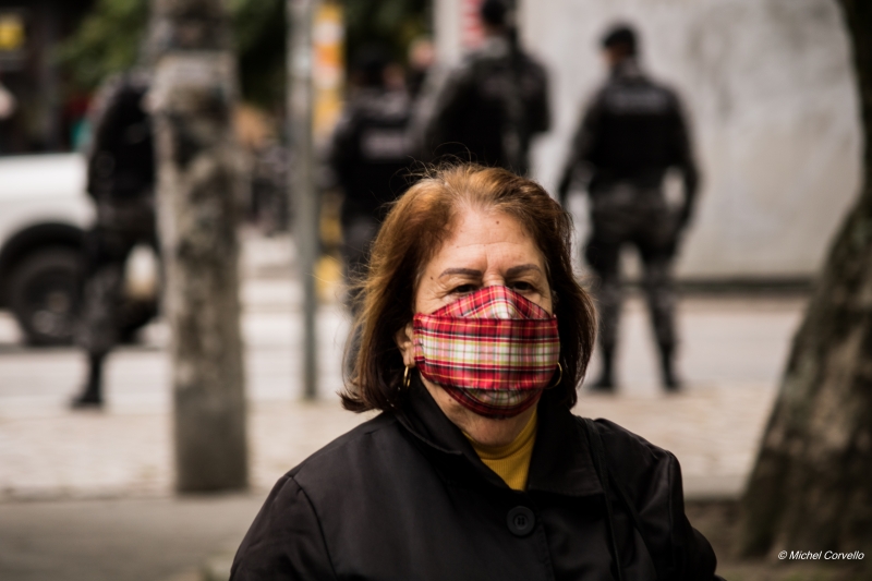 Idosos, que são do grupo de risco, são dois terços dos habitantes da cidade