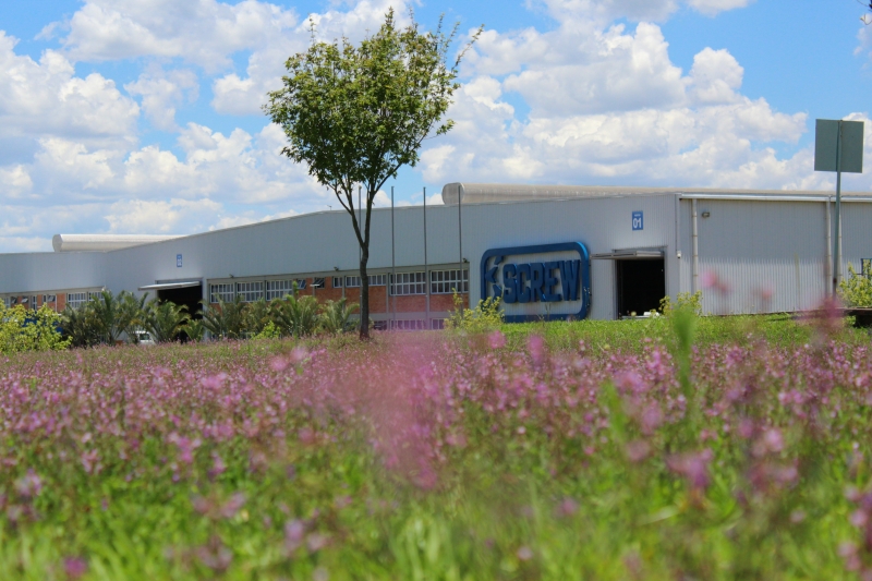 Indústria foi fundada em 1995 e hoje emprega cerca de 380 pessoas