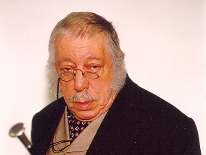 José Lewgoy como Conselheiro Felício Cantuária em 'Força de um desejo', folhetim de 1999