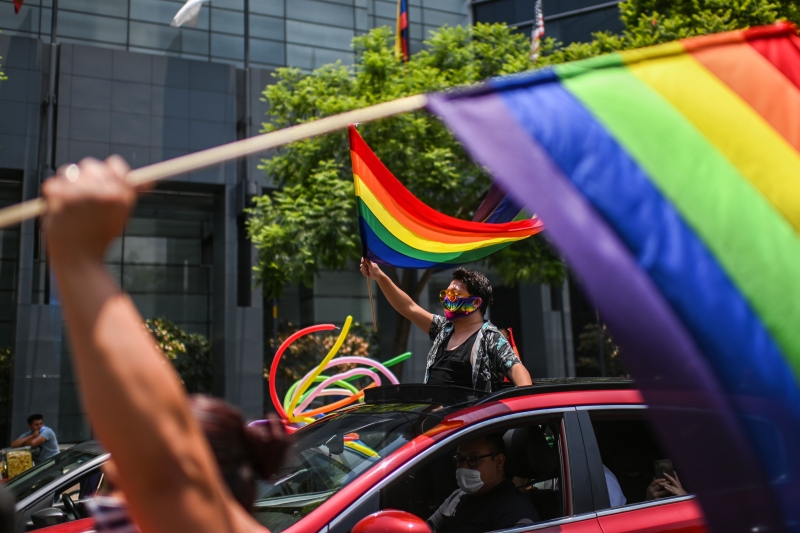 Vaticano decidiu não abençoar casais homossexuais porque Deus 'não pode abençoar o pecado'