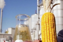 Deputados dos EUA querem redução de barreiras do Brasil ao etanol norte-americano