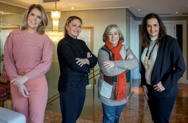 Silvana Rodrigues, 
Flávia Alvarez, Deise 
Ramos Cunha e 
Fernanda Etchepare