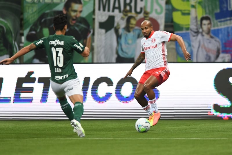Time de Patrick marcou aso 46 minutos da etapa final, mas sofreu o revés dois minutos depois 