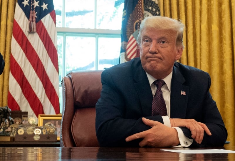 Democratas querem que o presidente Trump espere o resultado das eleições de novembro 