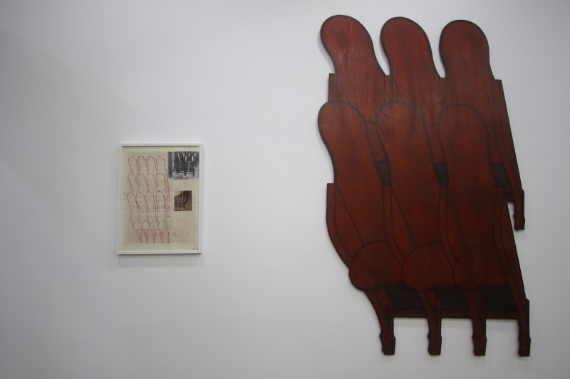 Obra Auditório, de Regina Silveira, no halll de entrada do Teatro Bruno Kiefer