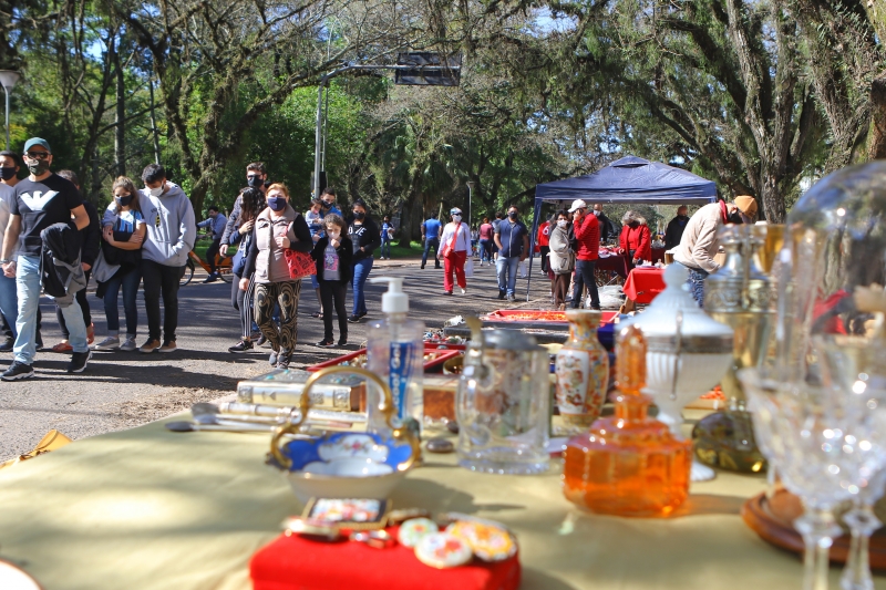 Os expositores ficarão nos canteiros da José Bonifácio, que terá circulação normal de carros na via