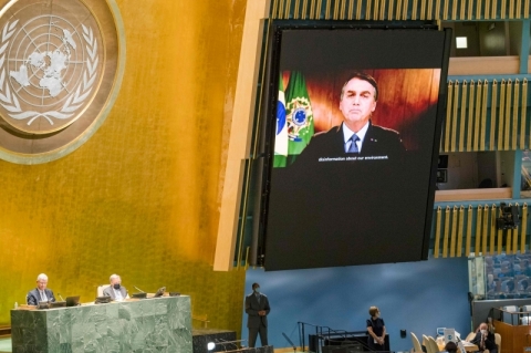 'Se a mídia está criticando, é porque o discurso foi bom', diz Bolsonaro