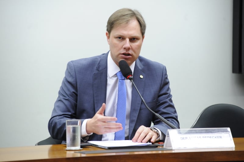 Gaúcho Lucas Redecker (PSDB) diz que é "100% favorável à privatização da Eletrobrás e dos Correios"