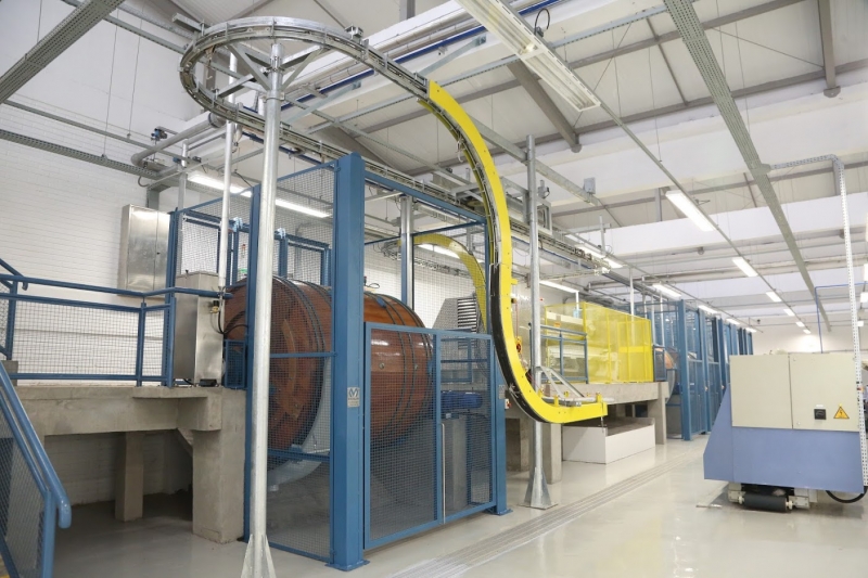 Maquinário moderno é destaque no Instituto Senai de Tecnologia do Couro e Meio Ambiente