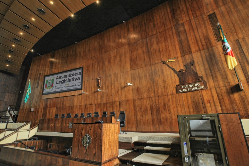 Em sessão virtual na semana que vem, parlamentares apreciam proposta de elevação das faixas salariais