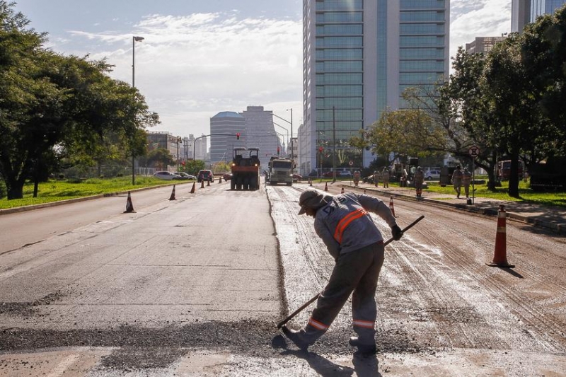 Mais de 32 quilômetros de ruas, estradas e avenidas passarão por obras