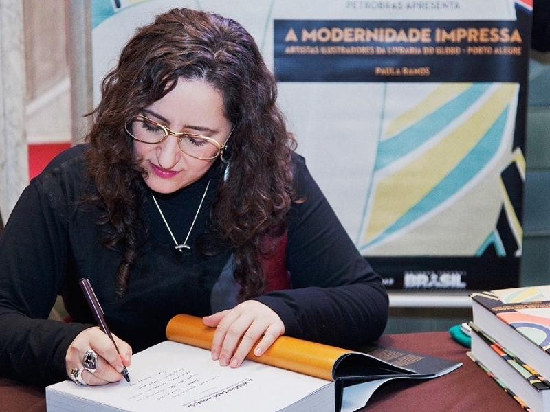 A professora e pesquisadora Paula Ramos é uma das coordenadoras do projeto
