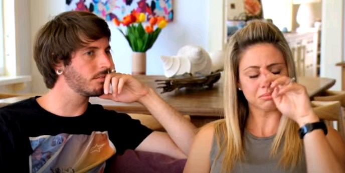 Casais em crise participam de experimento social para salvar seus relacionamentos