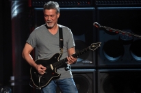 Músico Eddie Van Halen morre de câncer aos 65 anos
