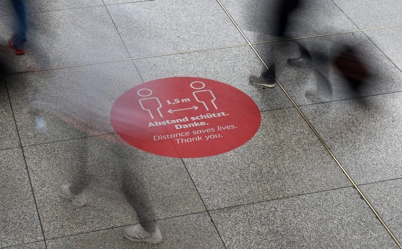 Número de novas infecções na Alemanha provavelmente atingirá 20 mil por dia no fim desta semana