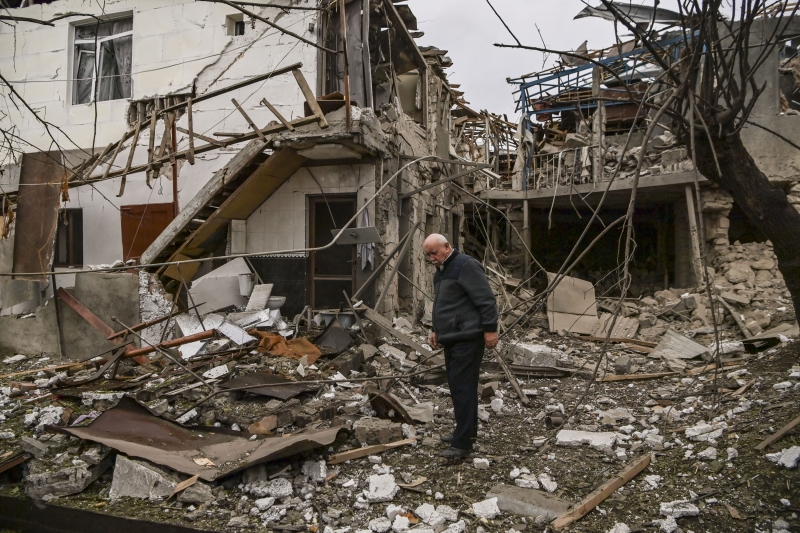 Governo de Karabakh estima que 50% dos 140 mil moradores já deixaram suas casas
