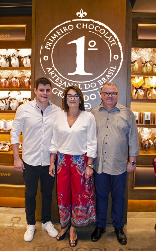 Gabriel Brock, Eunice Cavichion e Mauricio Brock lideram o negócio Foto: LIARAFRANCO/DIVULGAÇÃO/JC