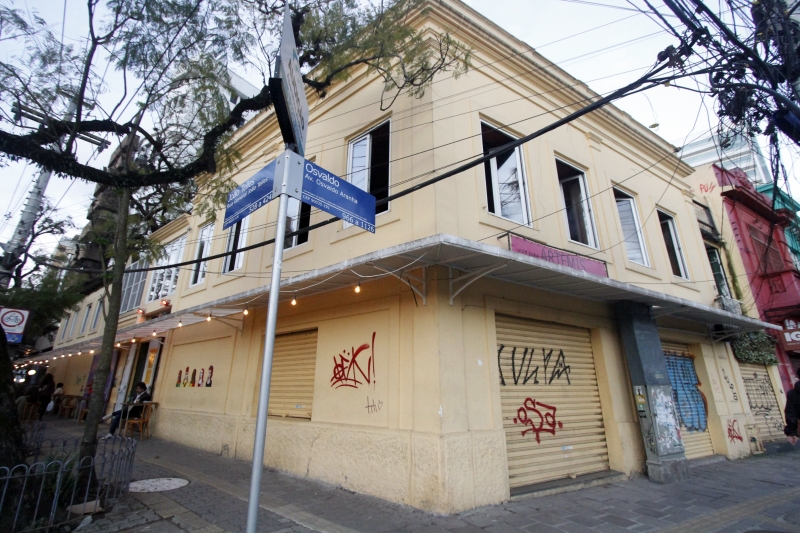 Festa 'Baila Comigo' faz parte de um projeto da comunicadora Katia Suman, que acontecerá no Bar Ocidente, destinado a pessoas com 50 anos ou mais