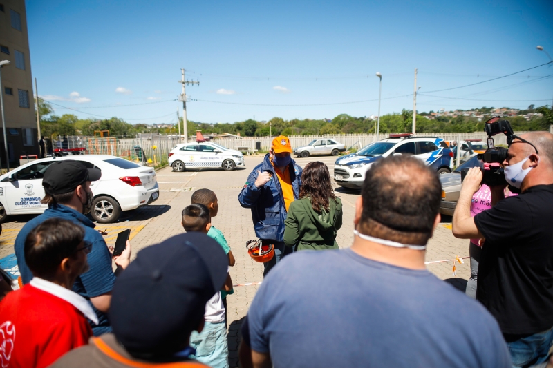 Laudo técnico feito após perícia comprovou estabilidade da obra, liberando famílias para retornarem