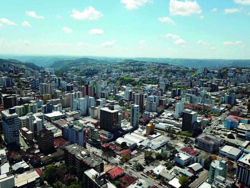 Com 140 postos criados em fevereiro, município contabiliza 739 vagas oportunizadas no ano