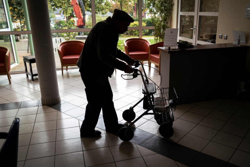 Ideia da lei é fomentar a efetivação da dignidade, do amparo e do bem-estar que a sociedade, o Estado e a família devem à criança, ao adolescente e ao idoso
