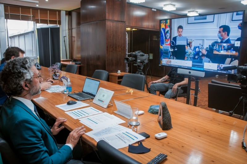 Encontro virtual reuniu governo do Estado, deputados e embaixadores dos países vizinhos