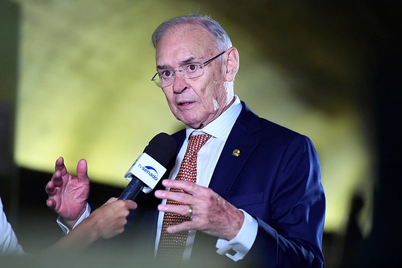 Gaúcho, o senador era natural de São Luiz Gonzaga, na região das Missões